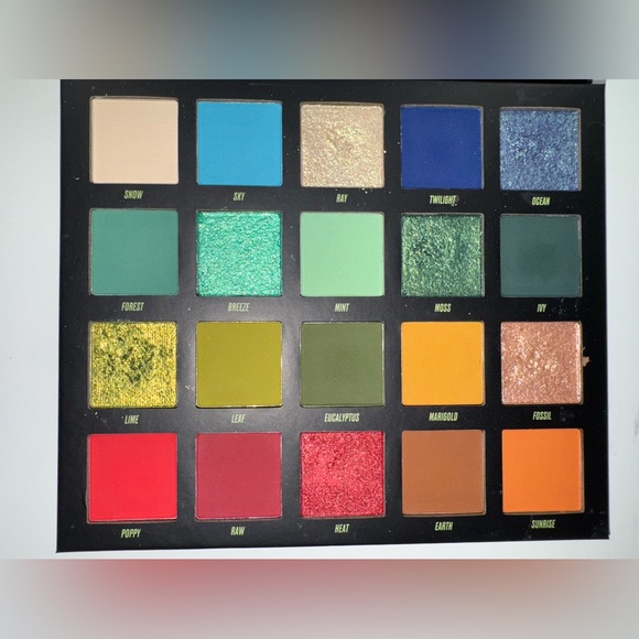 Beauty Bay Wilderness eyeshadow palette - Picture 2 of 5